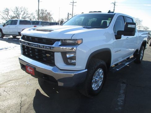 Certified 2022 Chevrolet Silverado 3500 LT w/ Remote Start Package image 11