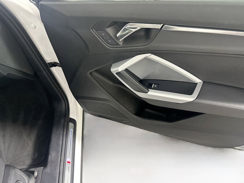 Used 2023 Audi Q3 2.0T Premium image 31