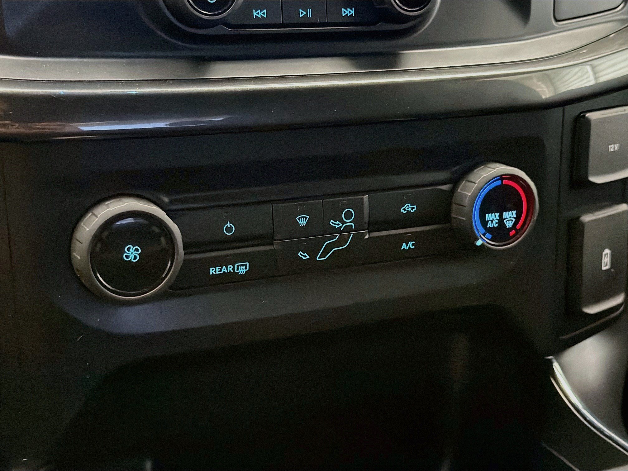 Used 2021 Ford F150 XL w/ STX Appearance Package RWD image 10