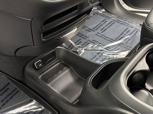 New 2026 Chrysler Pacifica Select image 19