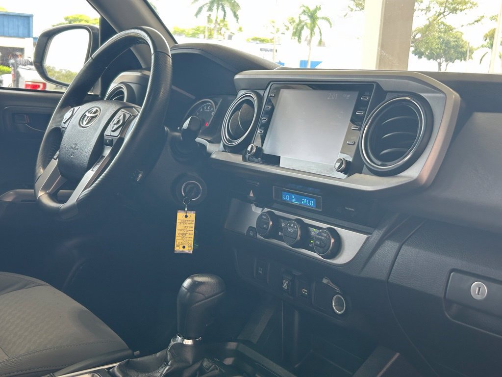 Used 2021 Toyota Tacoma SR5 RWD image 27