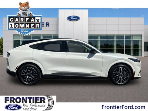 Used 2025 Ford Mustang Mach-E Premium RWD image 4