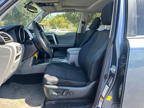 Used 2012 Toyota 4Runner Trail AWD/4WD image 13