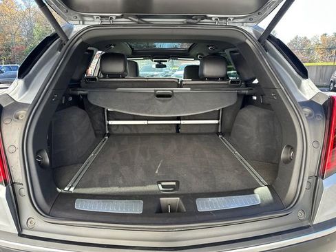 Used 2025 Cadillac XT5 Premium Luxury image 16