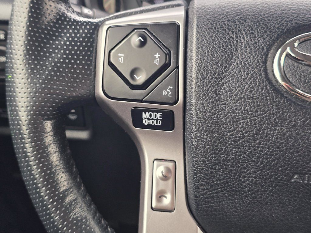Used 2023 Toyota 4Runner SR5 Premium w/ Moonroof Package AWD/4WD image 36