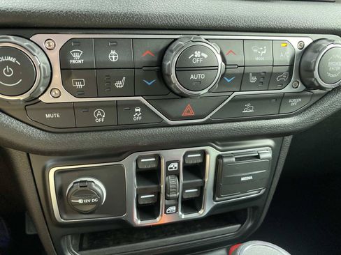 New 2026 Jeep Wrangler Unlimited Sport AWD/4WD image 11