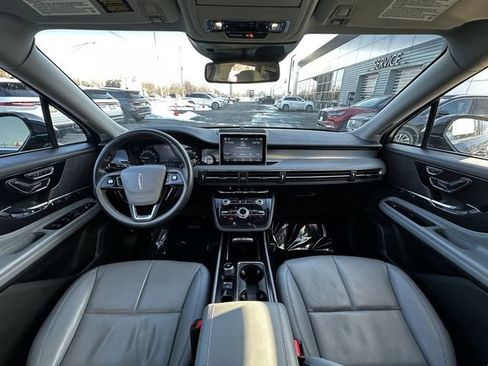 Certified 2022 Lincoln Corsair AWD w/ Premium Package image 3