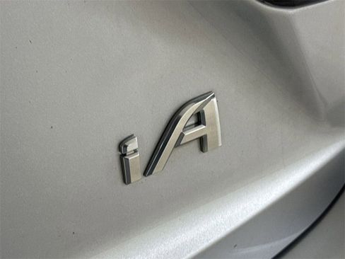 Used 2017 Toyota Yaris iA image 26