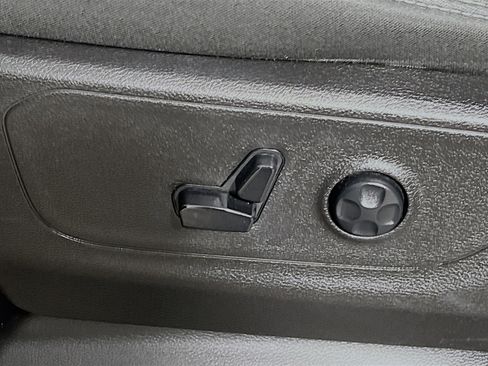 Used 2019 RAM 1500 Big Horn image 16