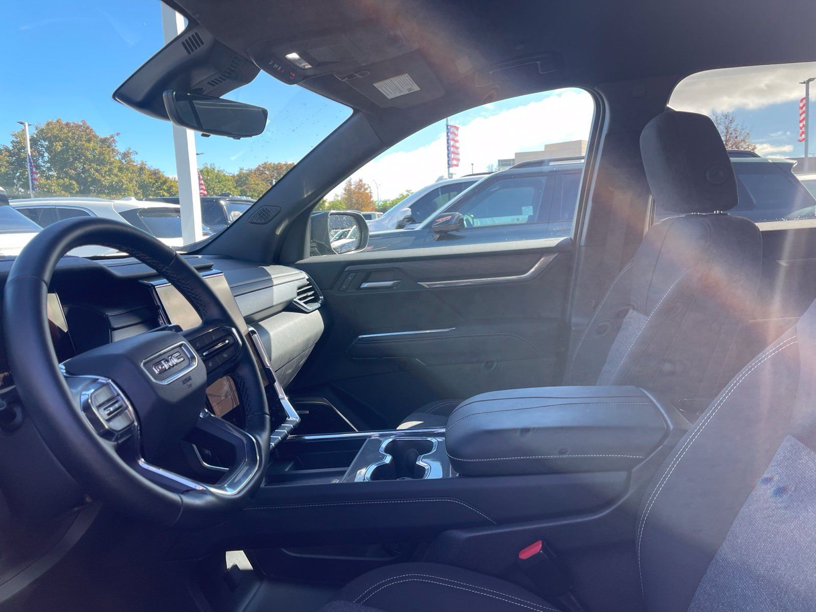 Used 2026 GMC Acadia Elevation FWD image 5