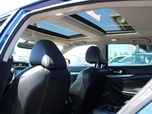 Used 2016 Nissan Maxima 3.5 SL FWD image 17
