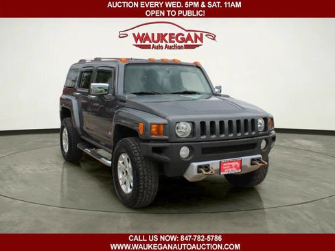 Used 2008 HUMMER H3 Alpha AWD/4WD image 3
