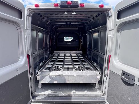 Used 2025 RAM ProMaster 2500 w/ Quick Order Package 22G SLT FWD image 7