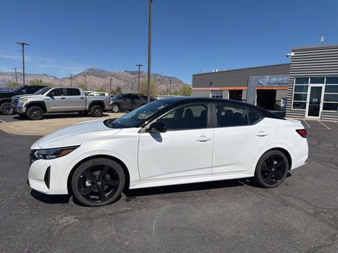 Used 2024 Nissan Sentra SR image 12