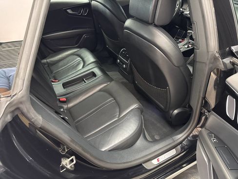 Used 2013 Audi S7 Prestige w/ Innovation Pkg image 33