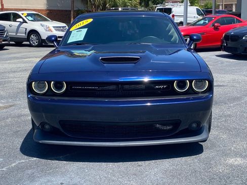 Used 2015 Dodge Challenger SRT RWD image 2
