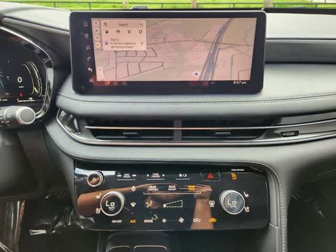 Certified 2026 INFINITI QX60 Luxe w/ Family Package image 16