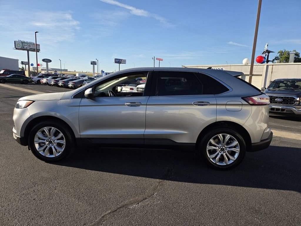 Used 2024 Ford Edge Titanium AWD/4WD image 8