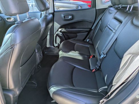 Used 2019 Jeep Compass Altitude image 13