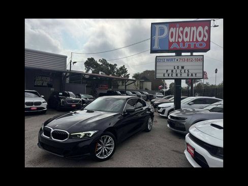 Used 2024 BMW 330i Sedan image 1