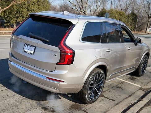 New 2026 Volvo XC90 T8 Plus w/ Protection Package Premier image 9
