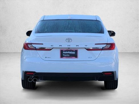 Used 2026 Toyota Camry SE w/ Convenience Package FWD image 8