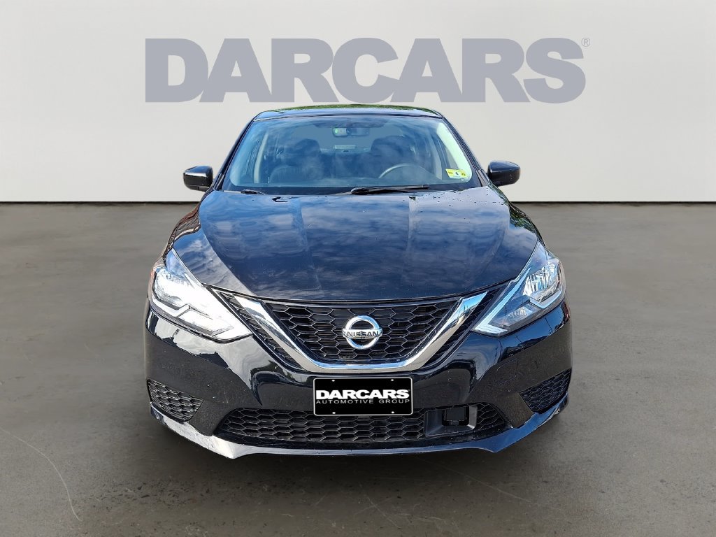 Used 2019 Nissan Sentra SV w/ Electronics Package FWD image 2
