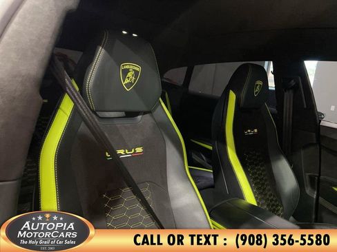 Used 2022 Lamborghini Urus AWD/4WD image 14