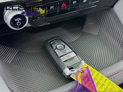 New 2026 Ford Explorer Active image 22