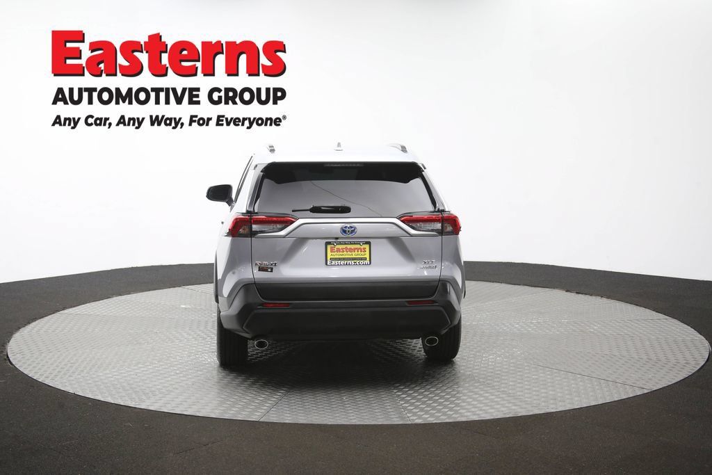 Used 2021 Toyota RAV4 XLE w/ XLE Grade Weather Package AWD/4WD image 37