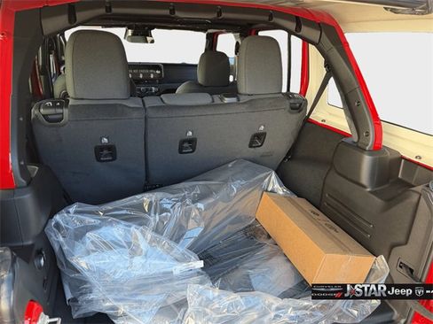 New 2026 Jeep Wrangler Unlimited Rubicon image 15