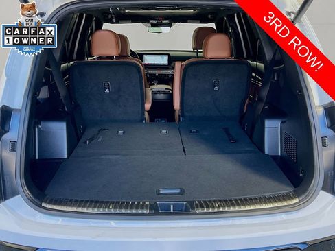Used 2025 Kia Telluride SX Prestige X-Line image 29