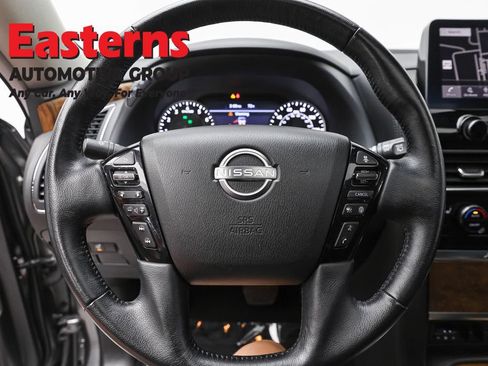 Used 2024 Nissan Armada SL w/ Captain's Chairs Package AWD/4WD image 10