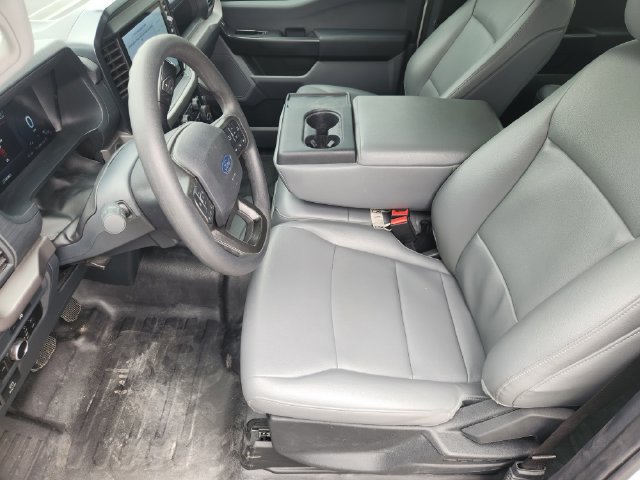 Used 2025 Ford F150 XL w/ Tow/Haul Package RWD image 9