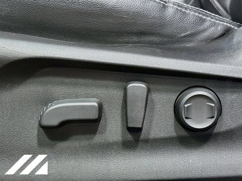 Used 2020 Subaru Forester Limited AWD/4WD image 19