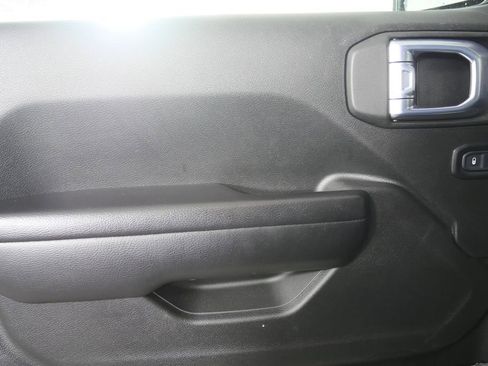 Used 2021 Jeep Wrangler Unlimited Sport image 8