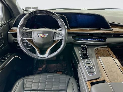 Certified 2023 Cadillac Escalade ESV Premium Luxury Platinum AWD/4WD image 24