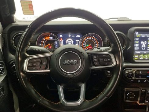 Used 2020 Jeep Wrangler Unlimited Sahara image 49