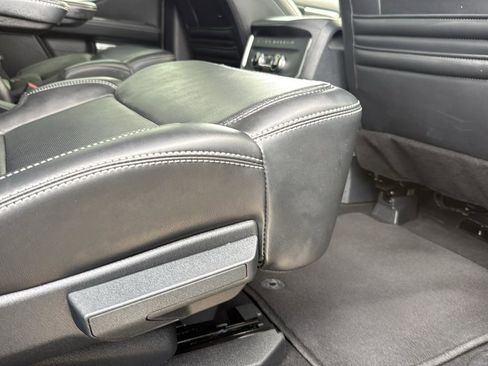Certified 2025 Ford Expedition Platinum AWD/4WD image 27