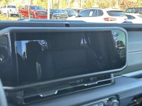 Used 2026 Jeep Gladiator Mojave w/ Steel Bumper Group AWD/4WD image 28