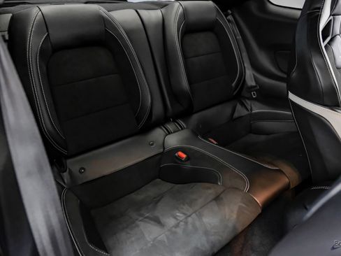 Used 2021 Ford Mustang Shelby GT500 w/ Carbon Fiber Handling Package RWD image 89