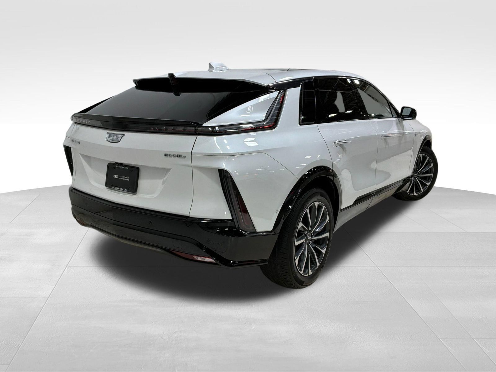 Used 2024 Cadillac Lyriq Sport AWD/4WD image 5