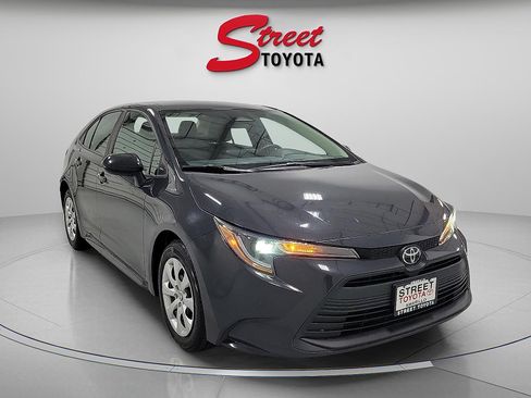 Certified 2024 Toyota Corolla LE FWD image 5