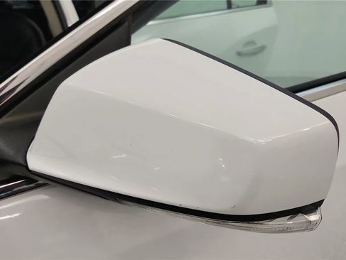 Used 2011 Buick LaCrosse CXL w/ Driver Confidence Package image 18