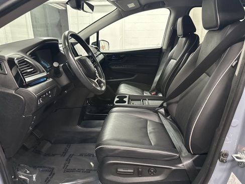 Used 2024 Honda Odyssey Elite image 18