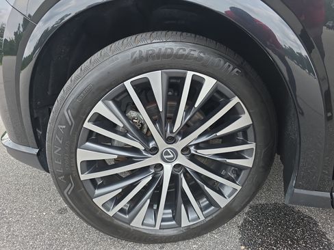 Used 2023 Lexus RX 350 Premium Plus w/ Accessory Package AWD/4WD image 34