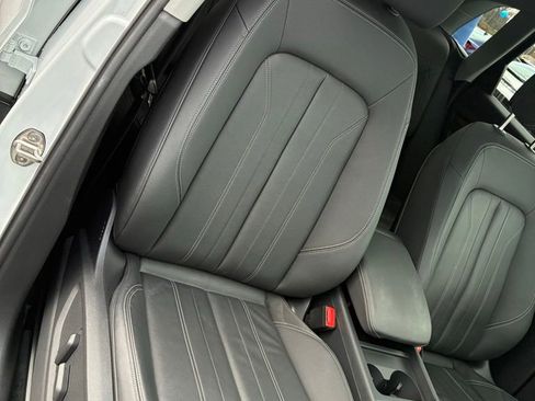 Used 2023 Audi Q5 2.0T Premium w/ Convenience Package image 19