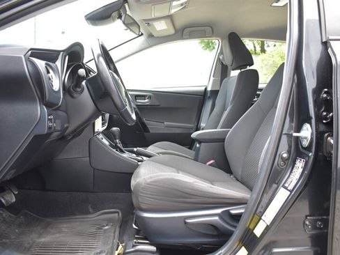 Used 2018 Toyota Corolla iM w/ All-Weather Mat Package FWD image 10