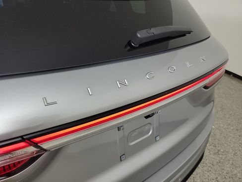 Certified 2023 Lincoln Corsair Reserve w/ Jet Appearance Package FWD image 5