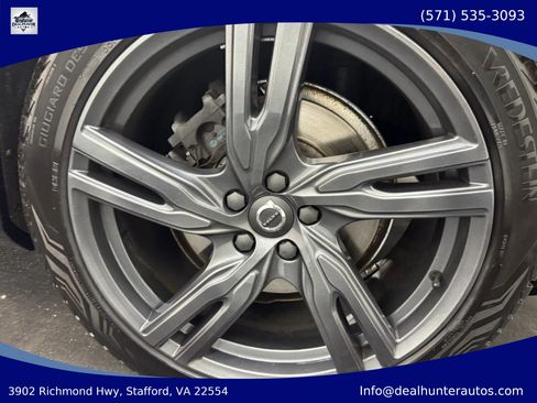 Used 2019 Volvo S60 T6 R-Design AWD/4WD image 13